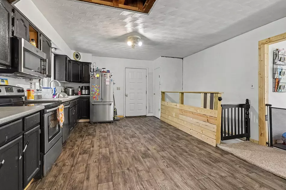 Open kitchen